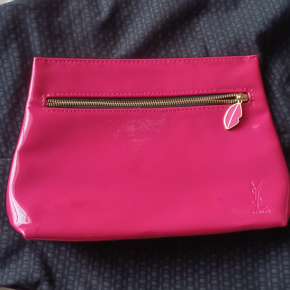 Yves saint lauren